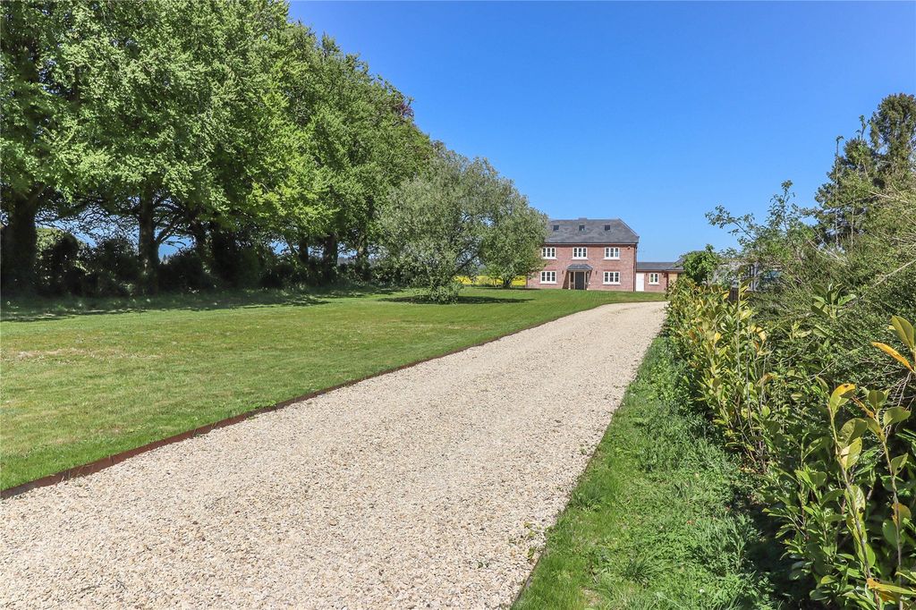 Property photo 3 of 24 Picture No. 70