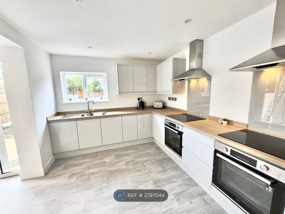 Property photo 3 of 35 Kitchen And Dining Area