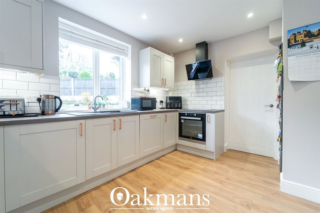 Property photo 3 of 35 Picture No. 24