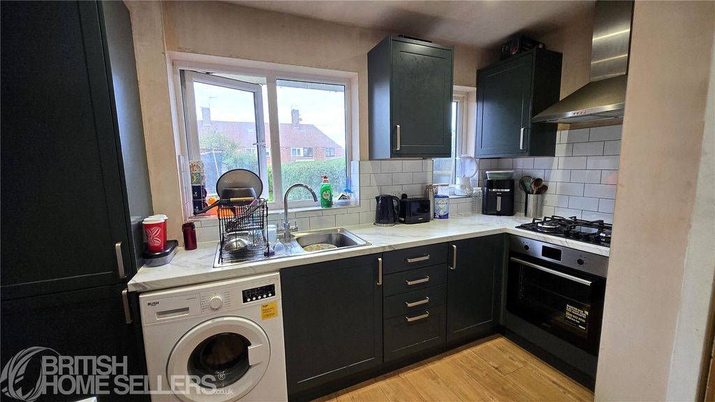 Property photo 2 of 10 Picture No. 08