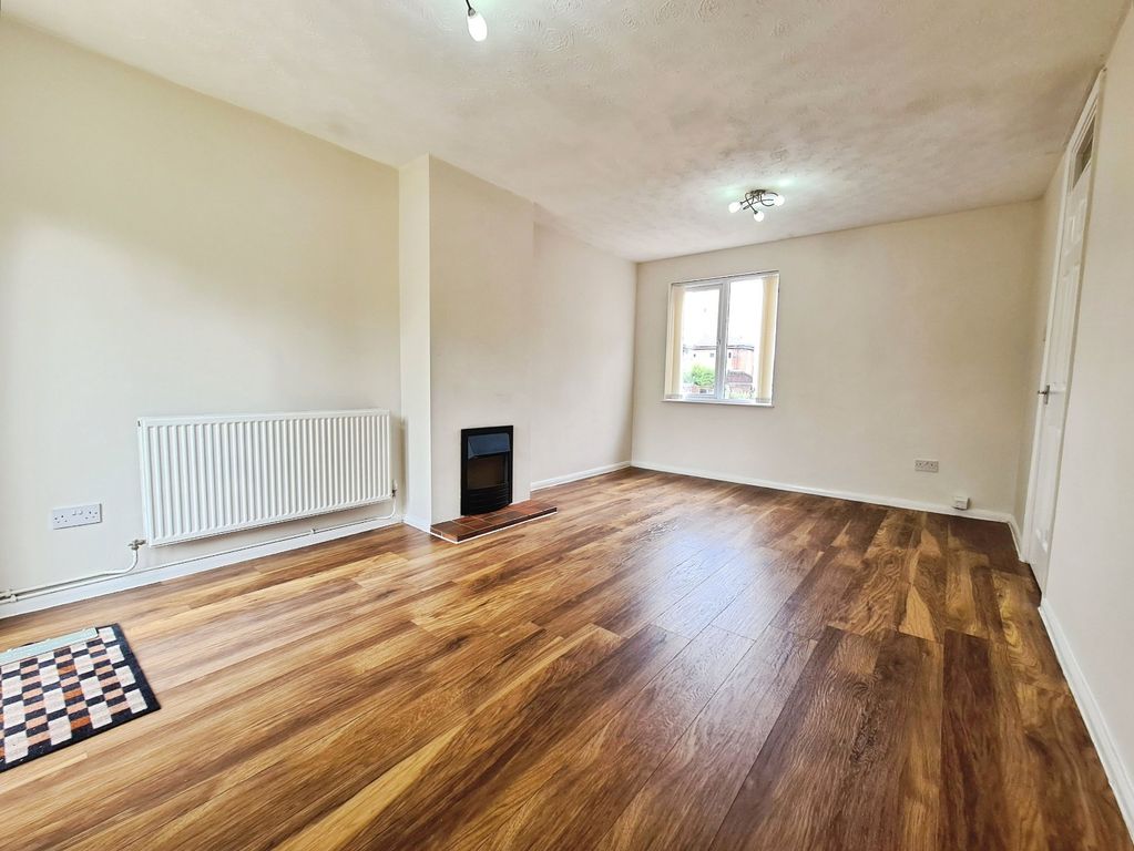 Property photo 3 of 17 Picture No. 06