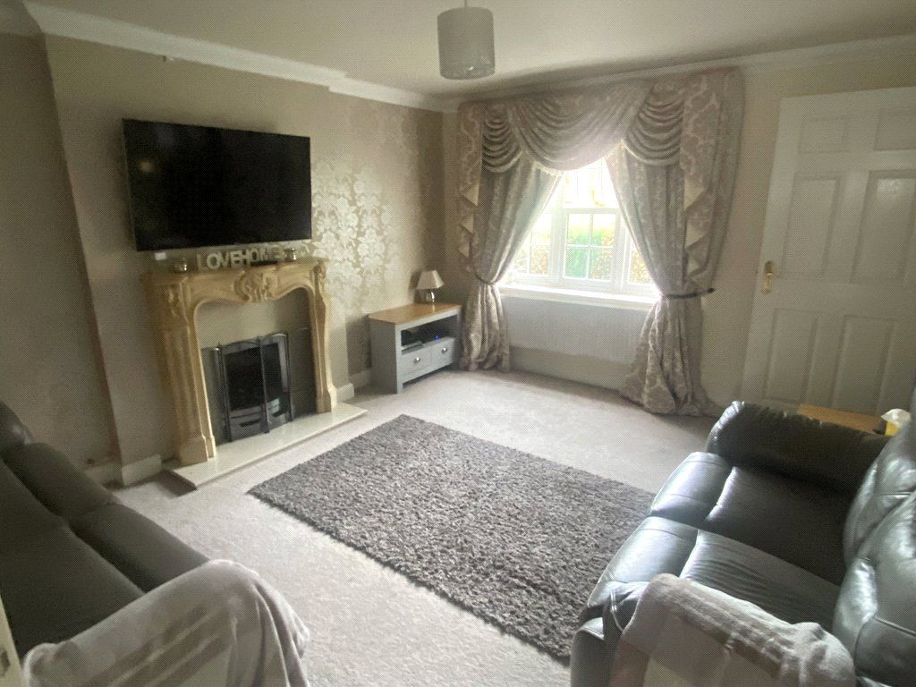 Property photo 2 of 16 Picture No. 15