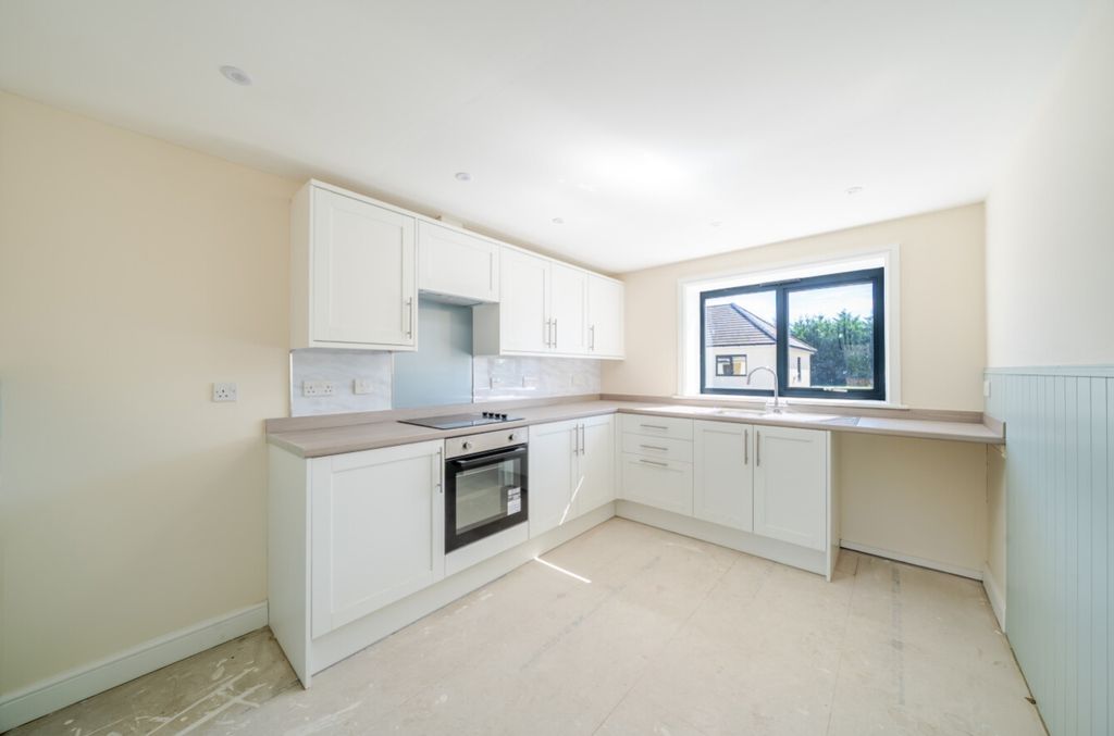 Property photo 2 of 16 1513483-5-1A05d169Cee04