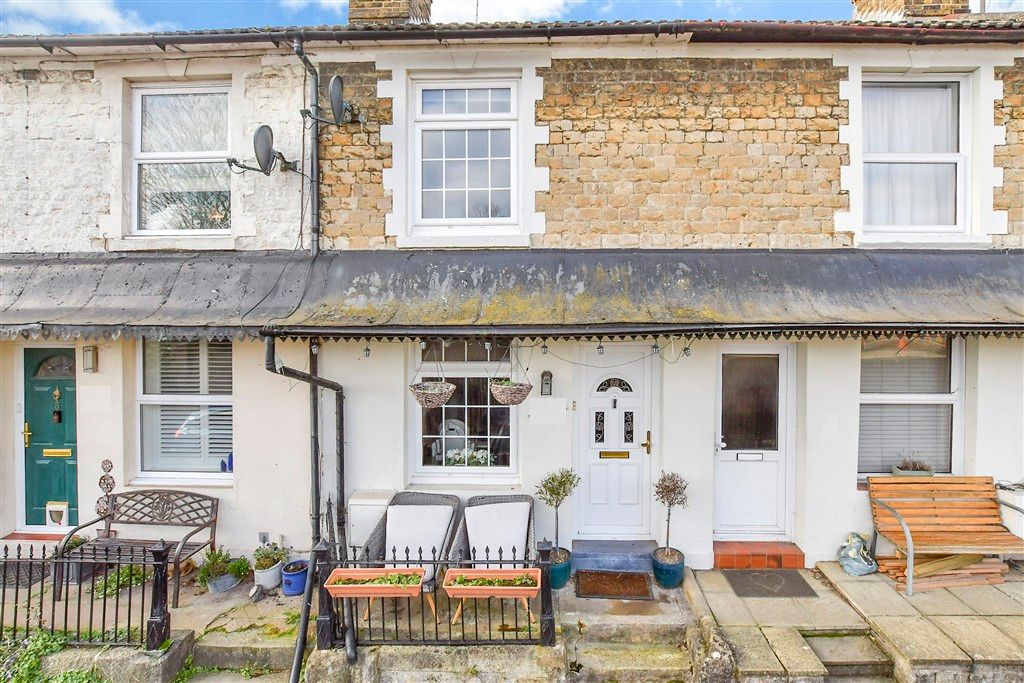 Property photo 1 of 8 External (Web)