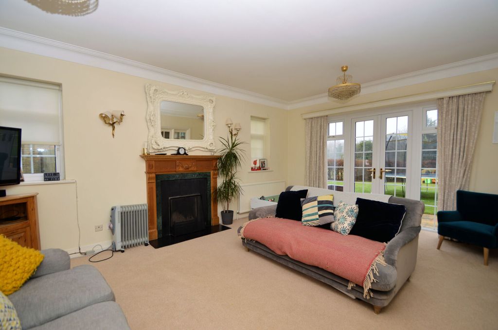 Property photo 3 of 14 Picture No. 34