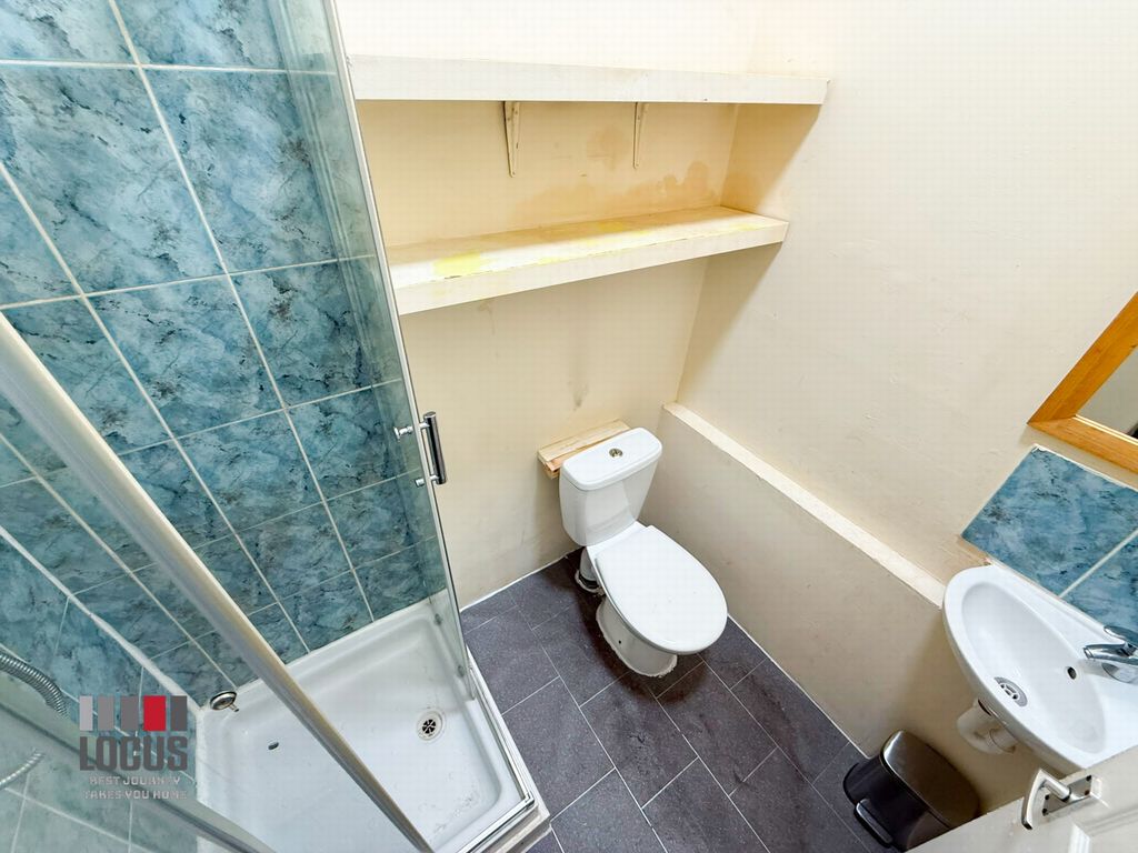Property photo 3 of 5 Photo 3