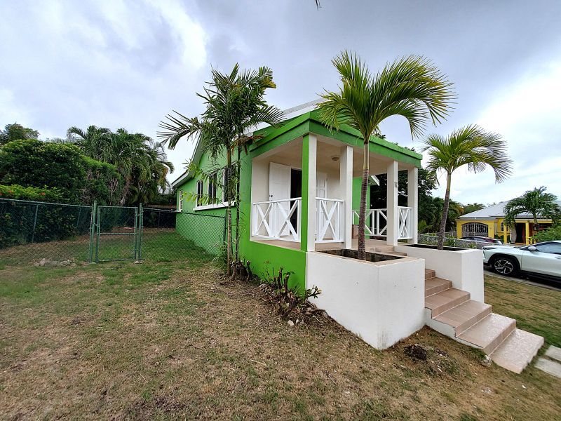 Property photo 2 of 14