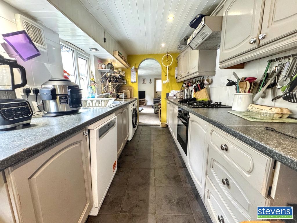 Property photo 2 of 17 Img_7980