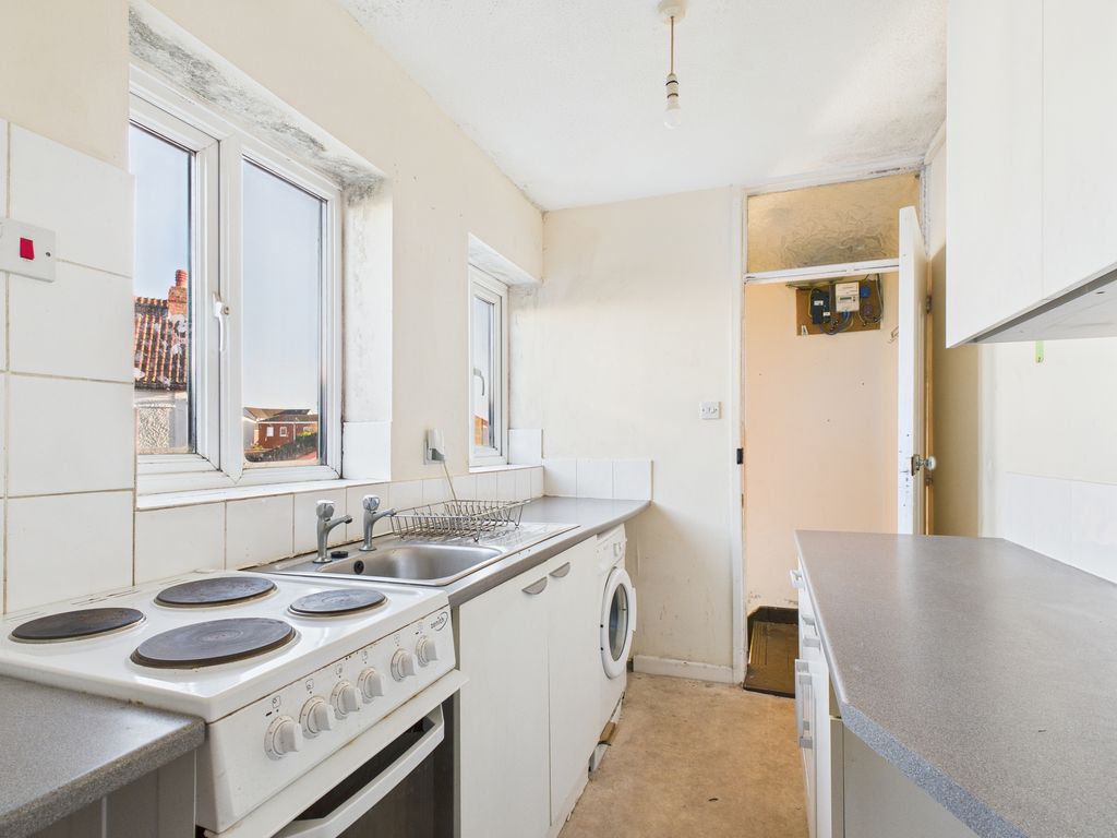 Property photo 3 of 6