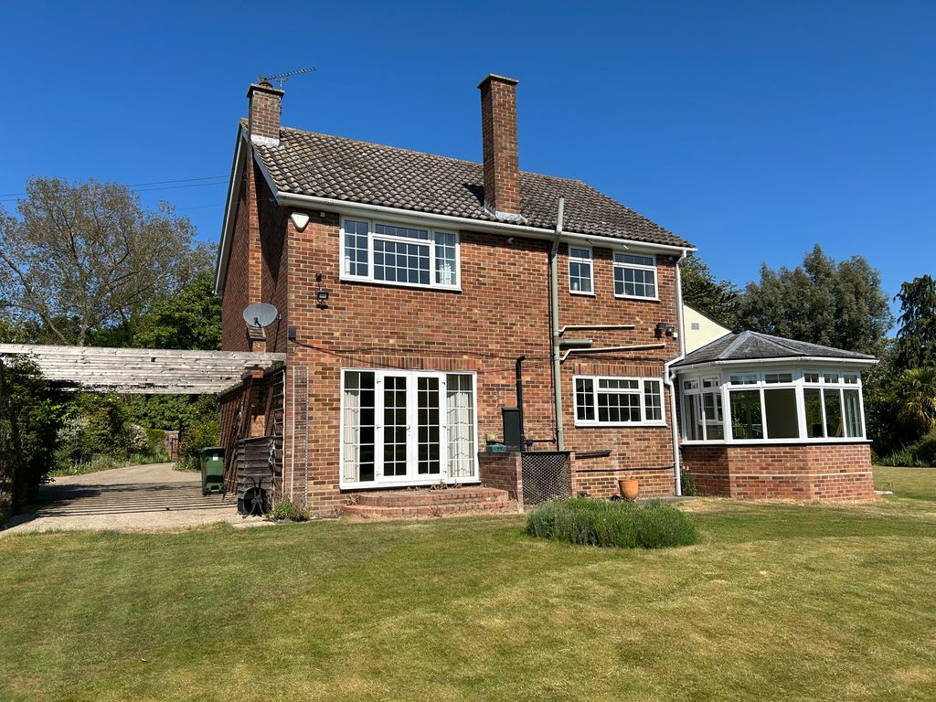 Property photo 2 of 17