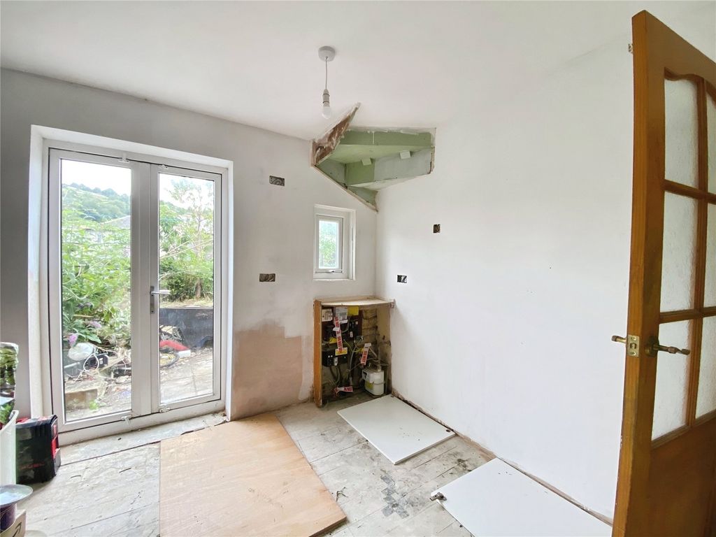 Property photo 3 of 8 Picture No. 02