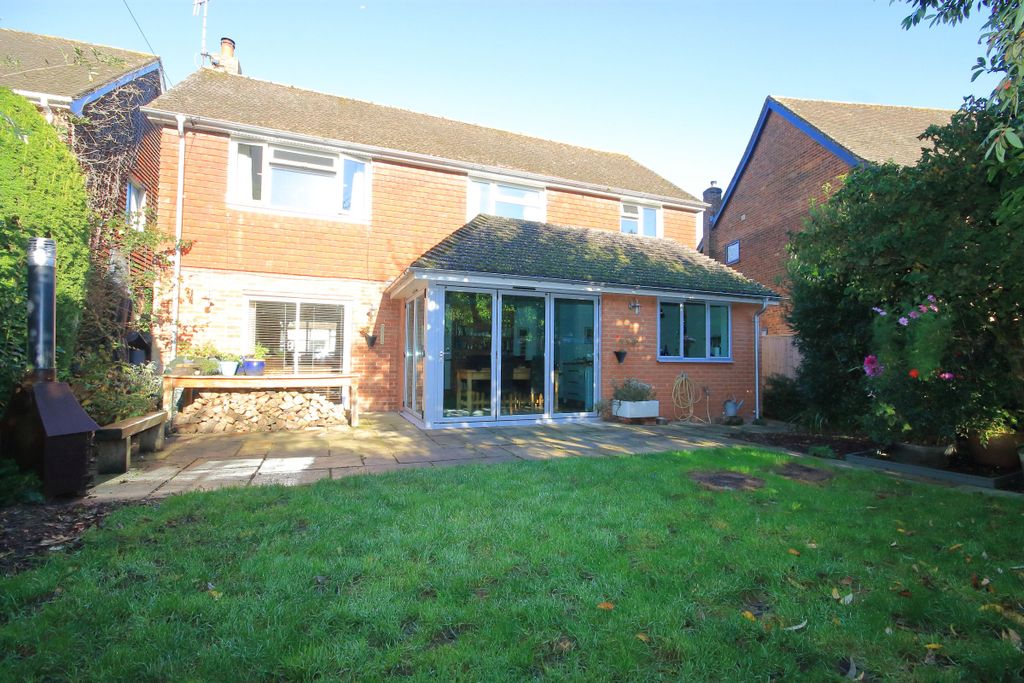 Property photo 2 of 18