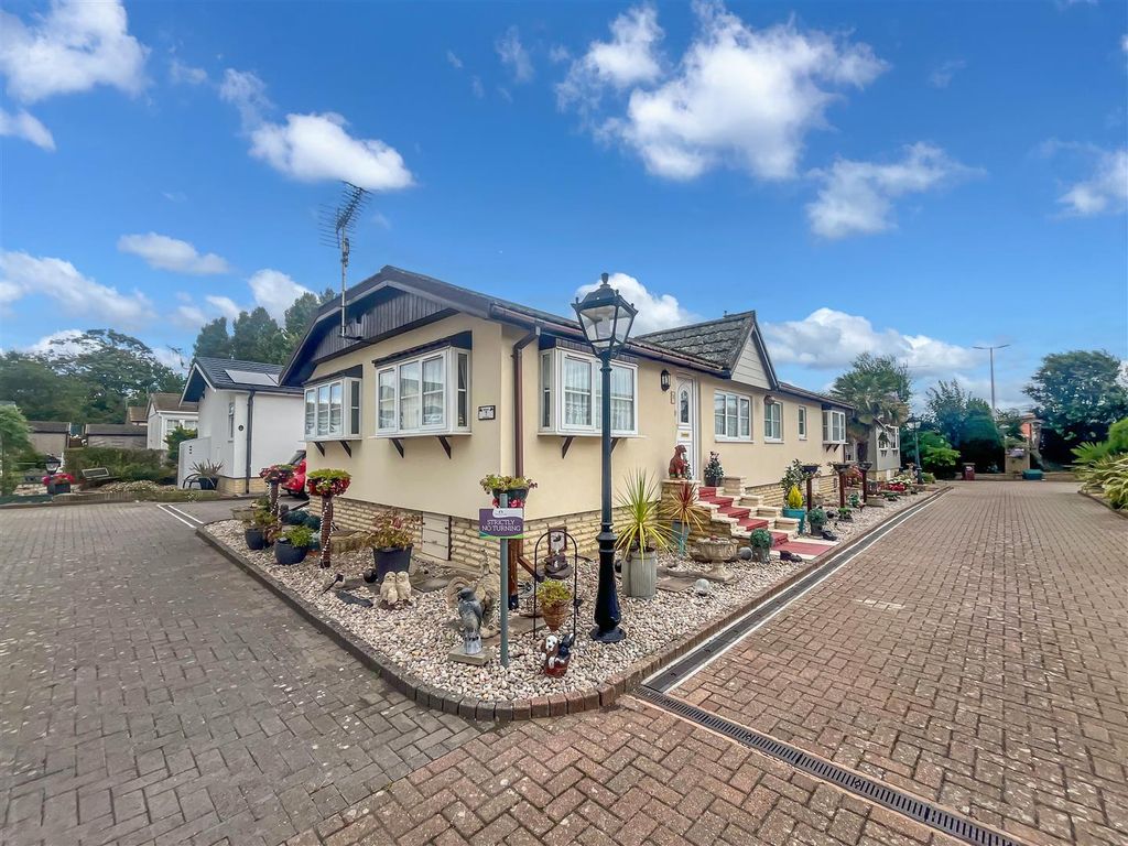 Property photo 1 of 15 Image00035.Jpg