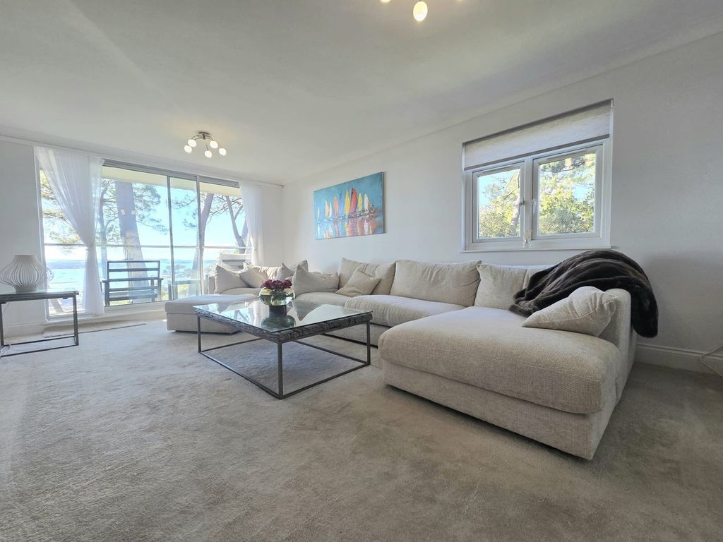 Property photo 3 of 26