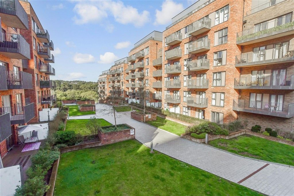 Property photo 1 of 17 External (Web)