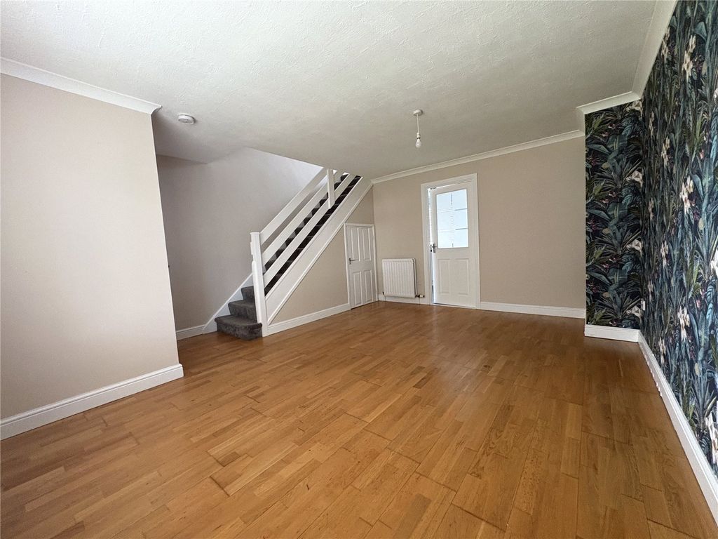 Property photo 2 of 17 Picture No. 39