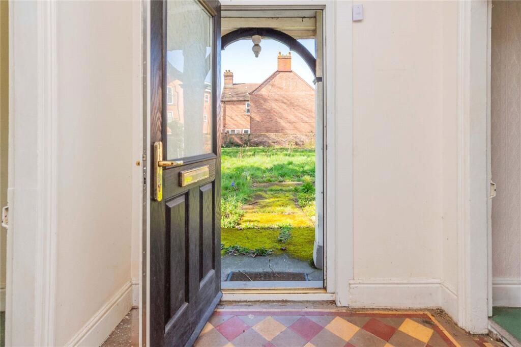 Property photo 2 of 24