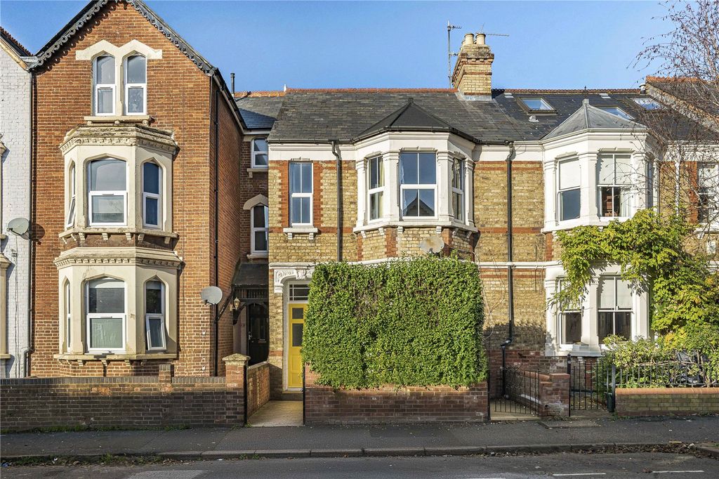 Property photo 1 of 14 Front