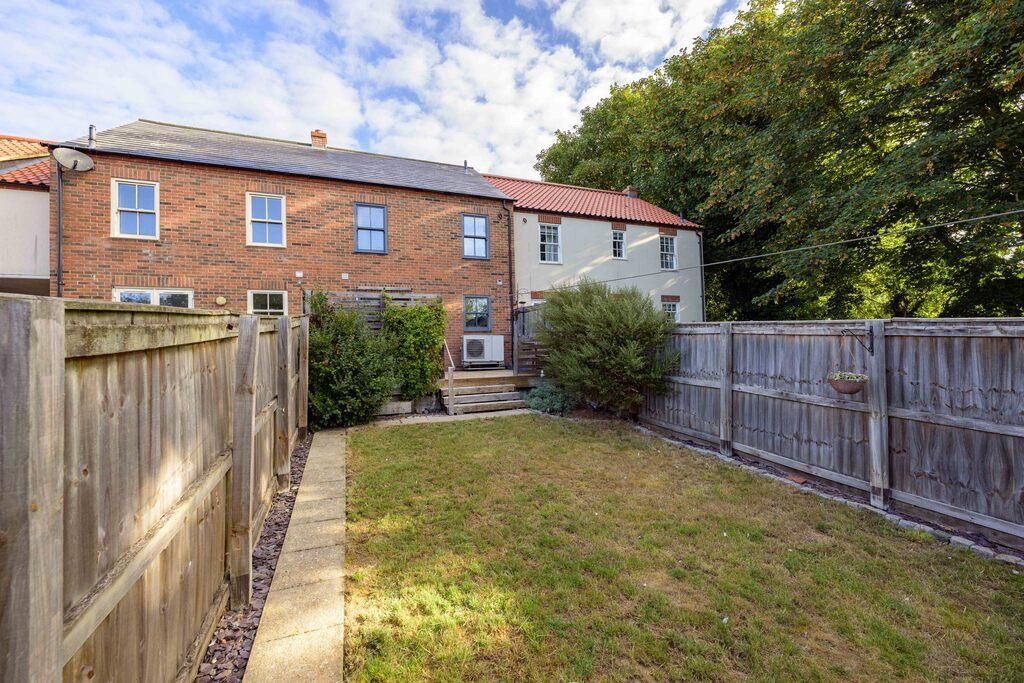 Property photo 3 of 19