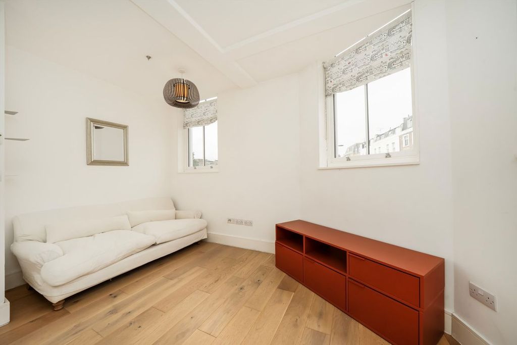 Property photo 1 of 4