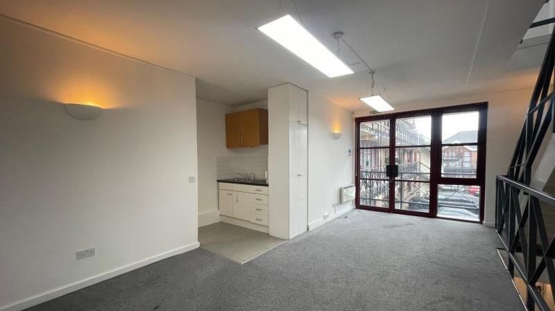 Property photo 2 of 4