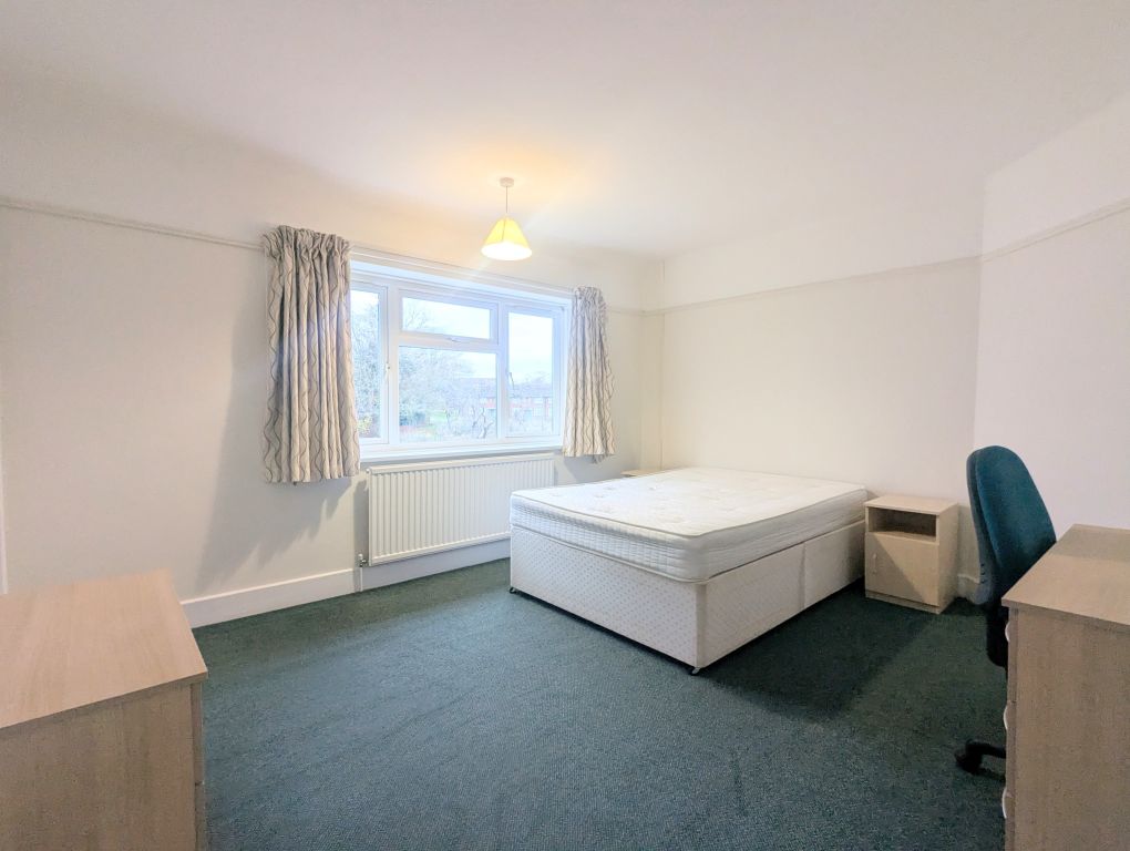 Property photo 2 of 5