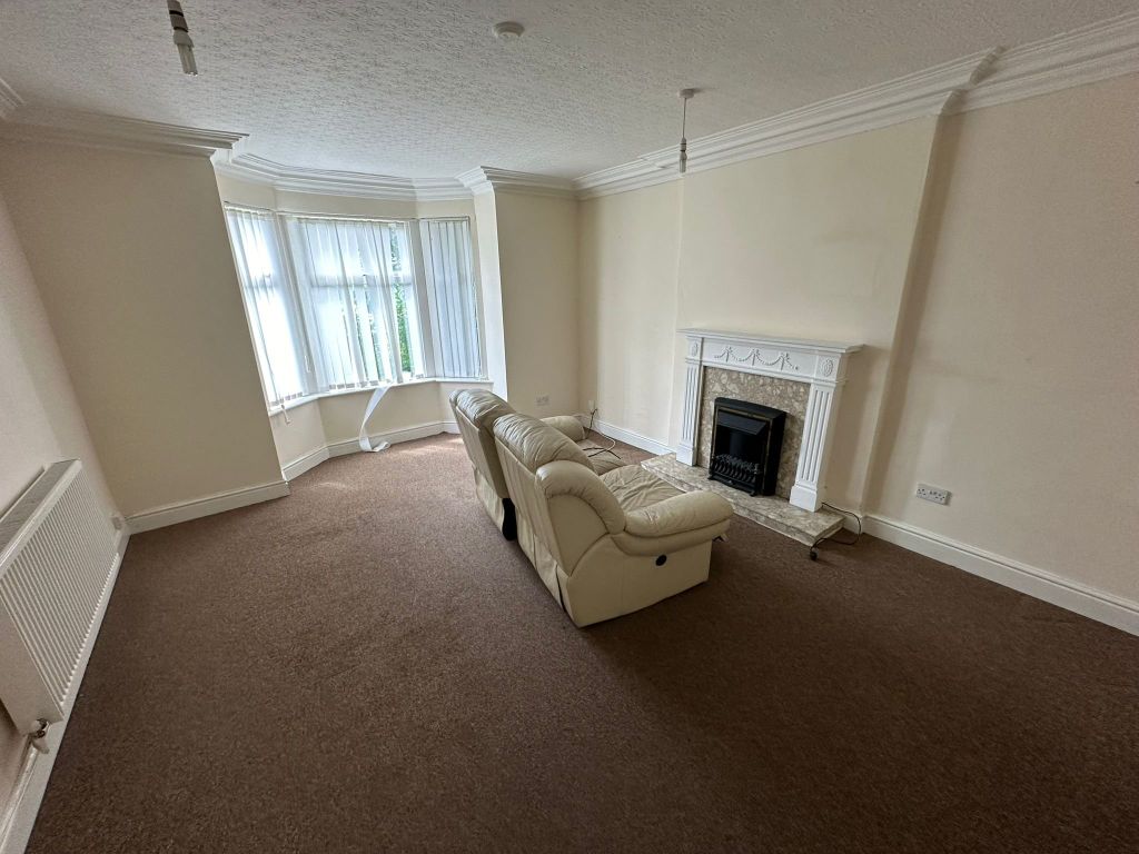 Property photo 3 of 11 Picture No. 02