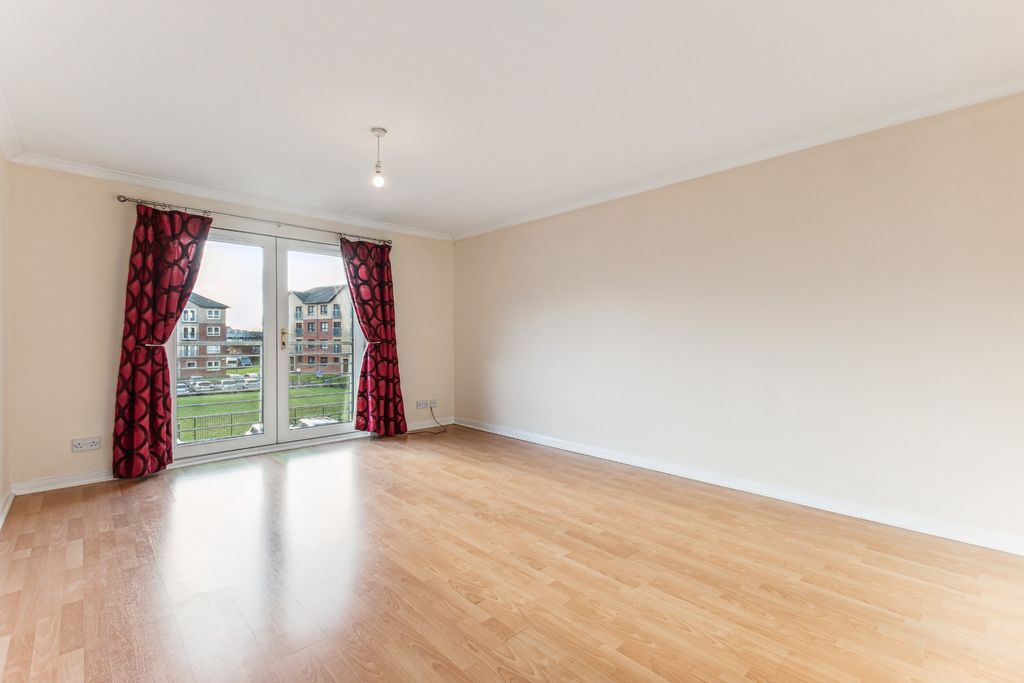 Property photo 2 of 12 2