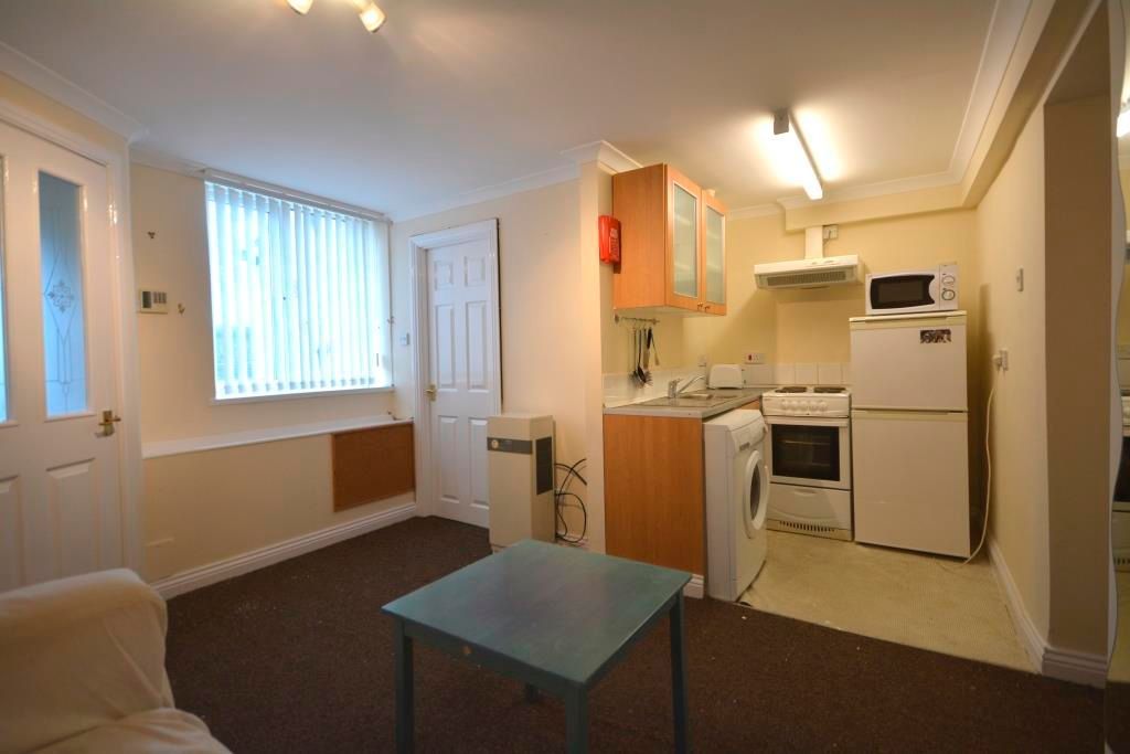 Property photo 2 of 7 Photograph 2
