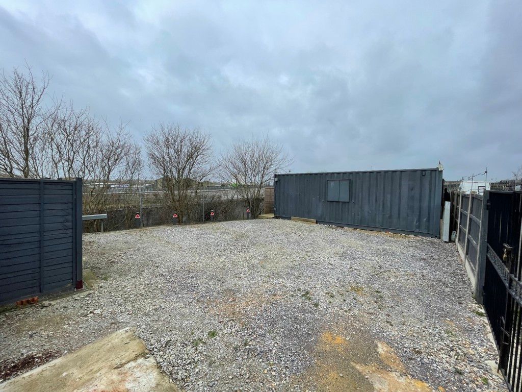 Property photo 3 of 5 Photo 7