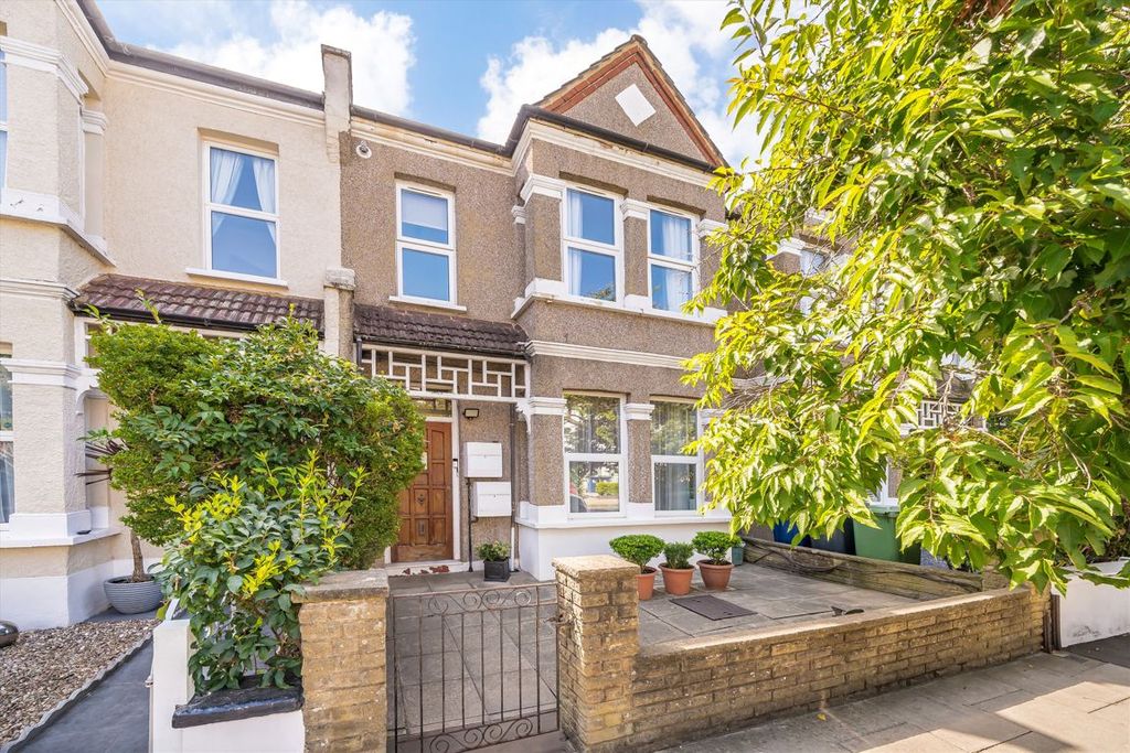 Property photo 1 of 7