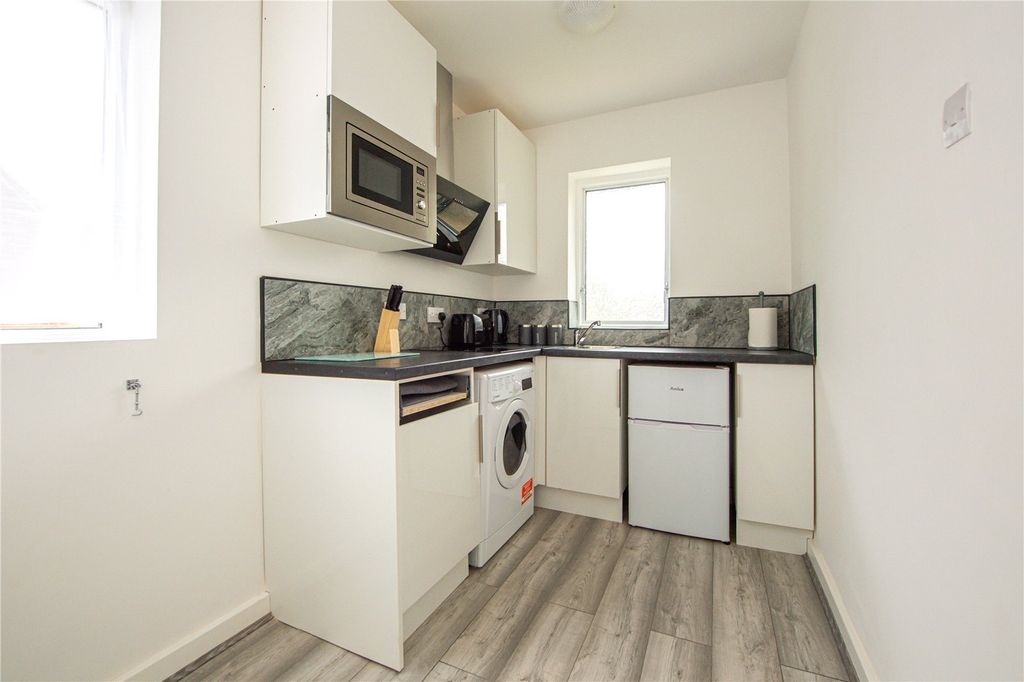 Property photo 3 of 9 Picture No. 05