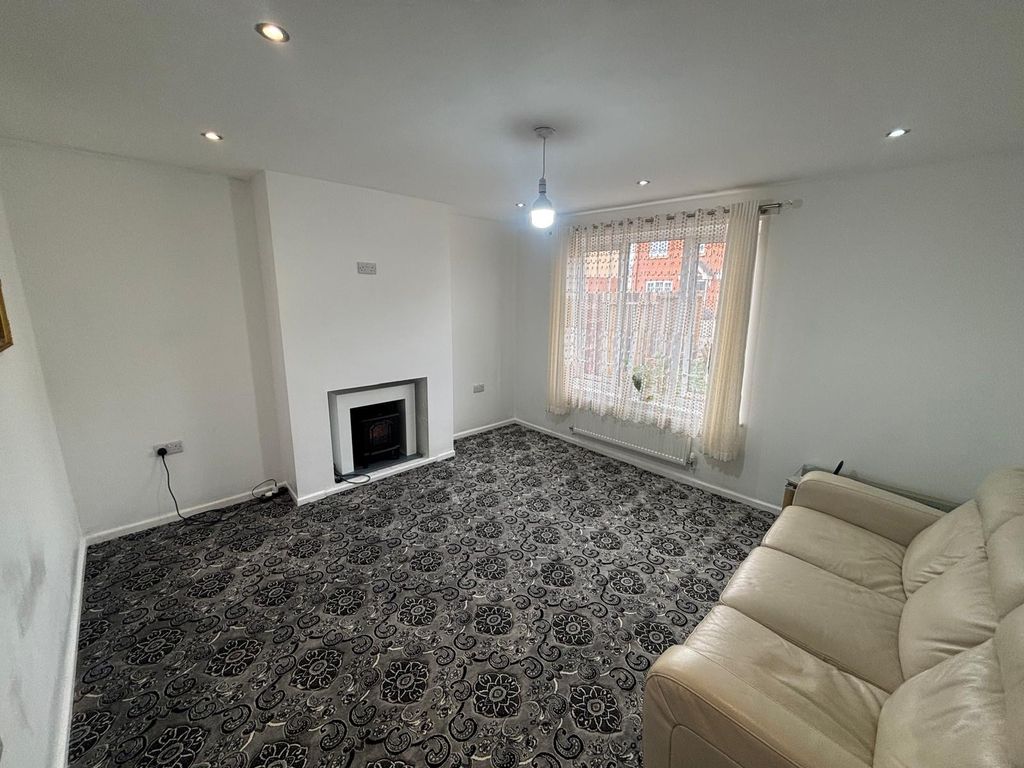 Property photo 3 of 3