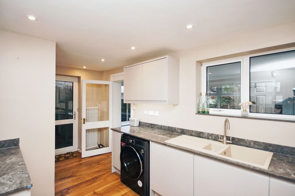 Property photo 3 of 17 Photography