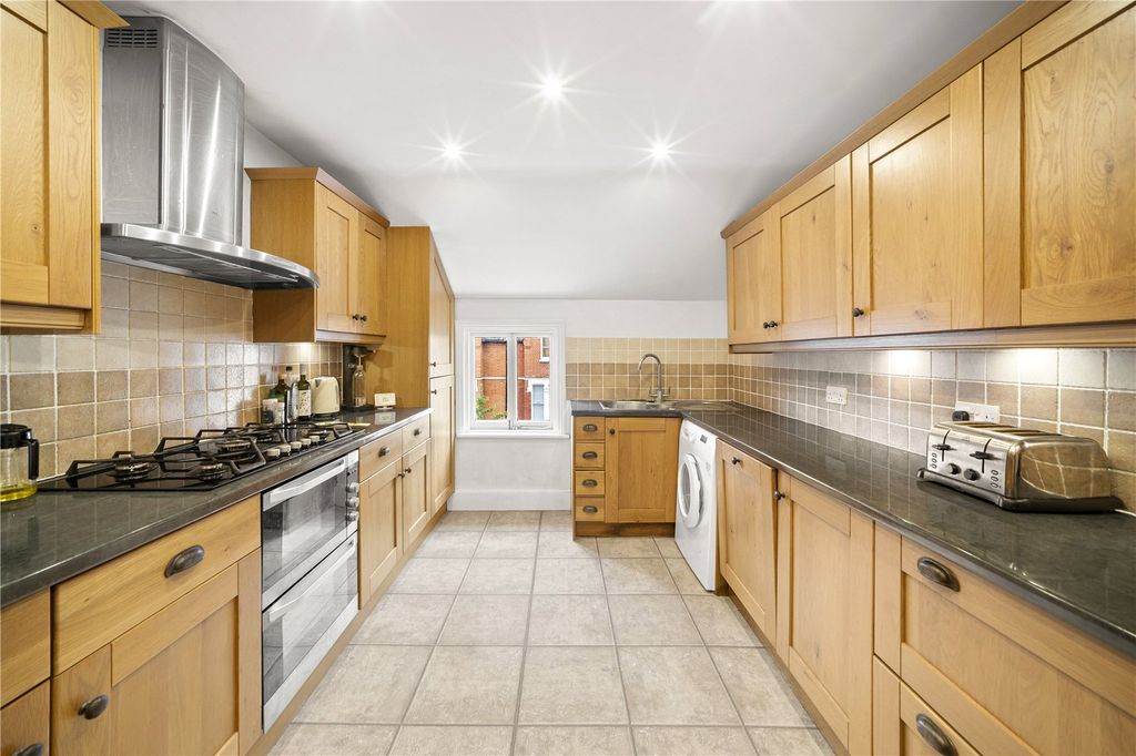 Property photo 3 of 10 Picture No. 06