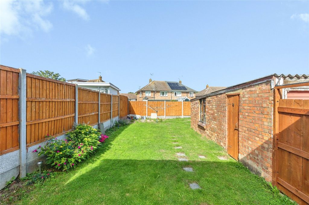 Property photo 2 of 18 Picture No. 97