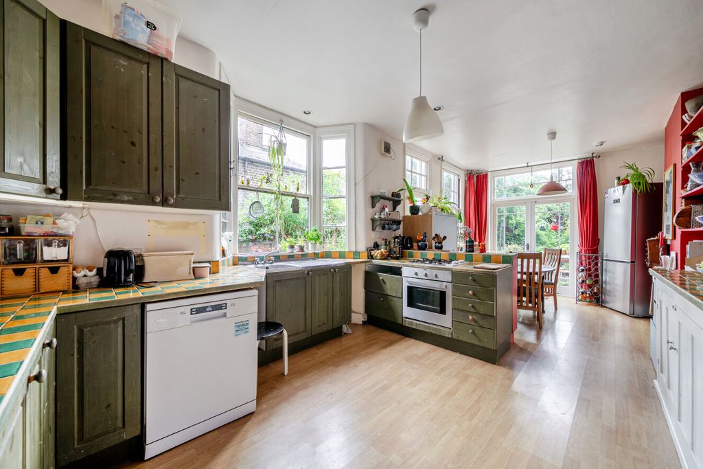 Property photo 3 of 15 1459256-16-6A0Da1...