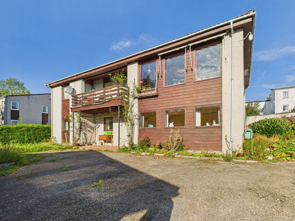 Property photo 1 of 40