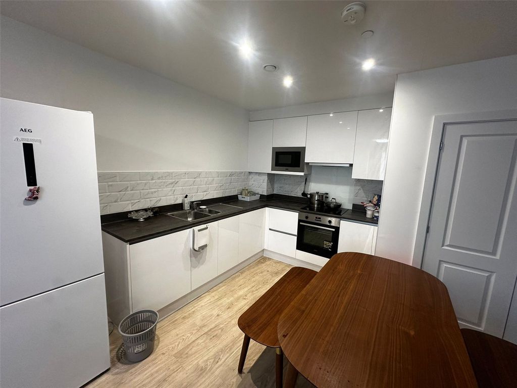 Property photo 2 of 5 Picture No. 03