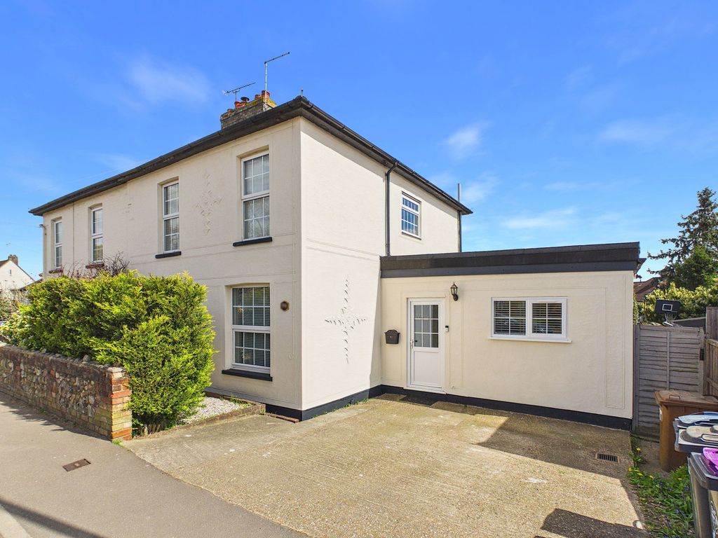 Property photo 1 of 37