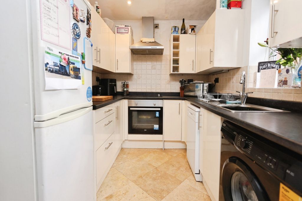Property photo 3 of 14 Pbox-Img.Jpg