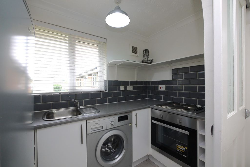 Property photo 3 of 6 3567664