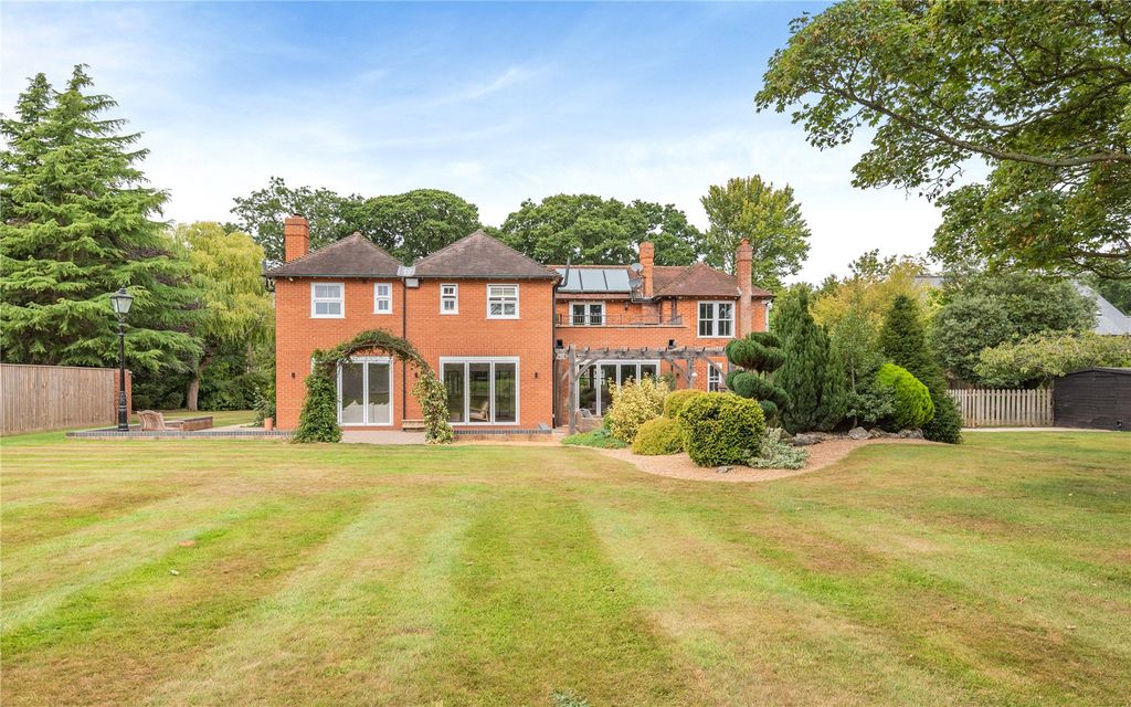 Property photo 1 of 20 Rear View