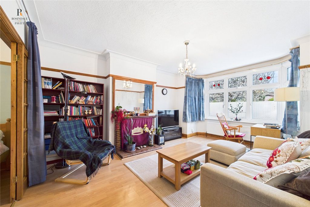 Property photo 2 of 33 Picture 2