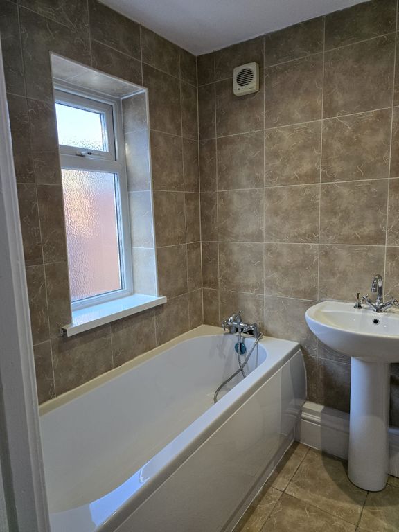 Property photo 2 of 18 Whatsapp Image 2026-05-11 At 14.12.46 (11)