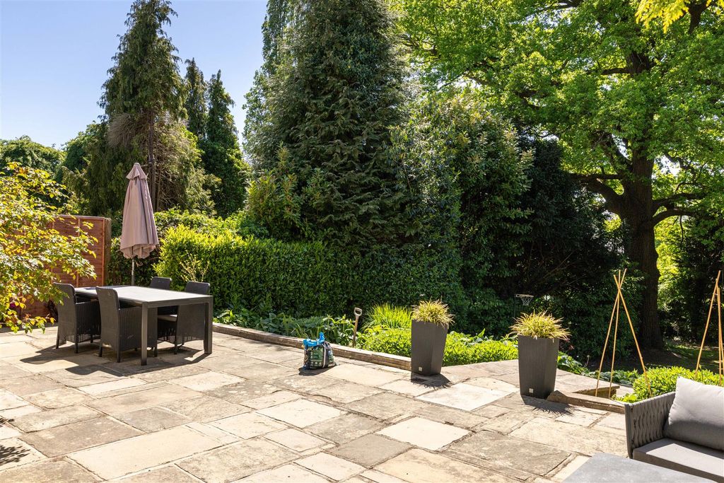 Additional image 6 of 5 bed property for saleGatton Road, Reigate RH2
