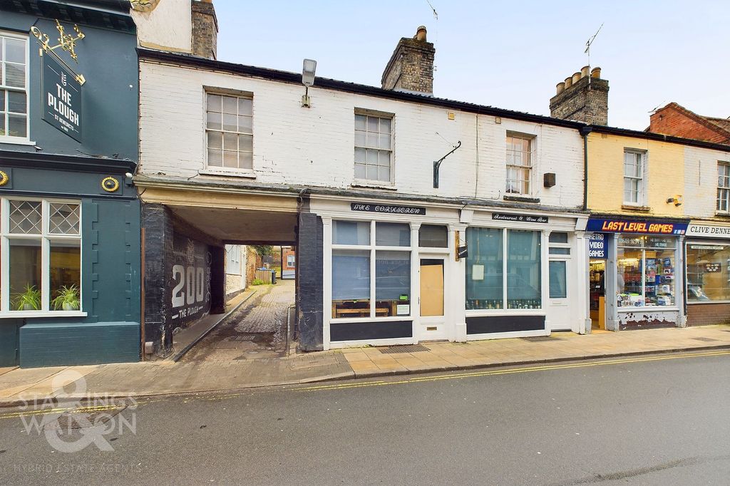 Property photo 1 of 8