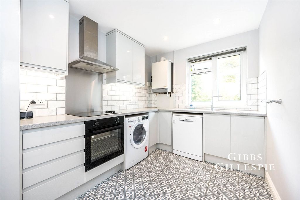 Property photo 1 of 11 Picture No. 25