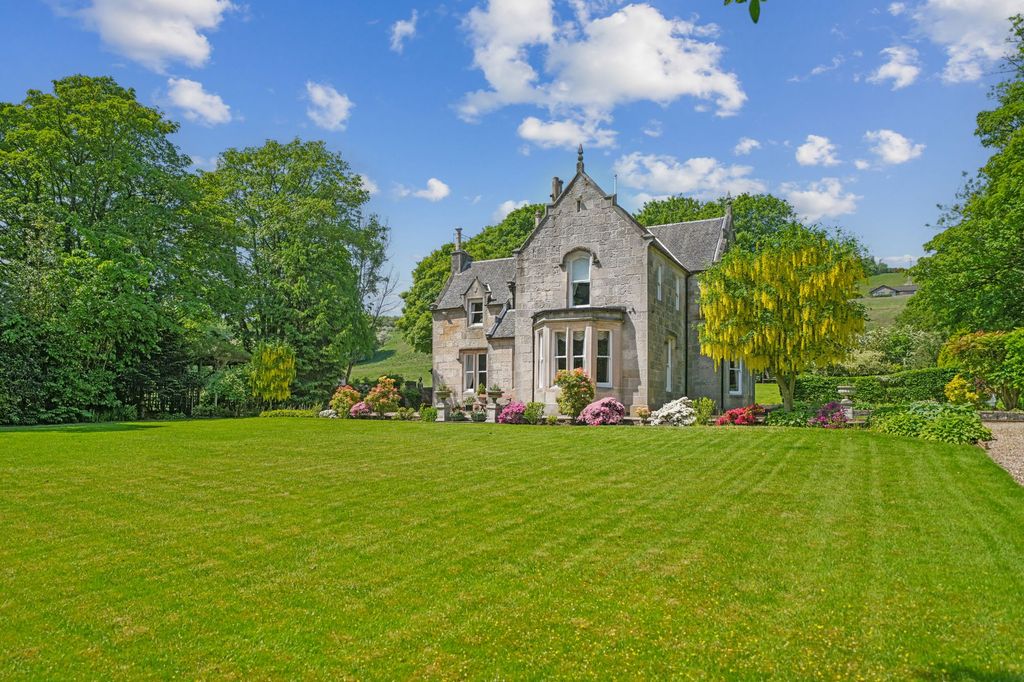 Property photo 1 of 57