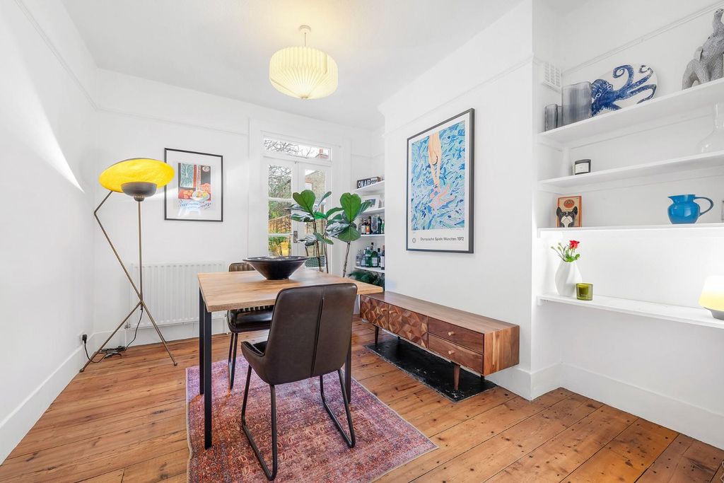 Property photo 3 of 17 Dining.Jpg